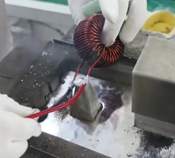 电感线圈引脚焊锡可以用波峰焊吗？